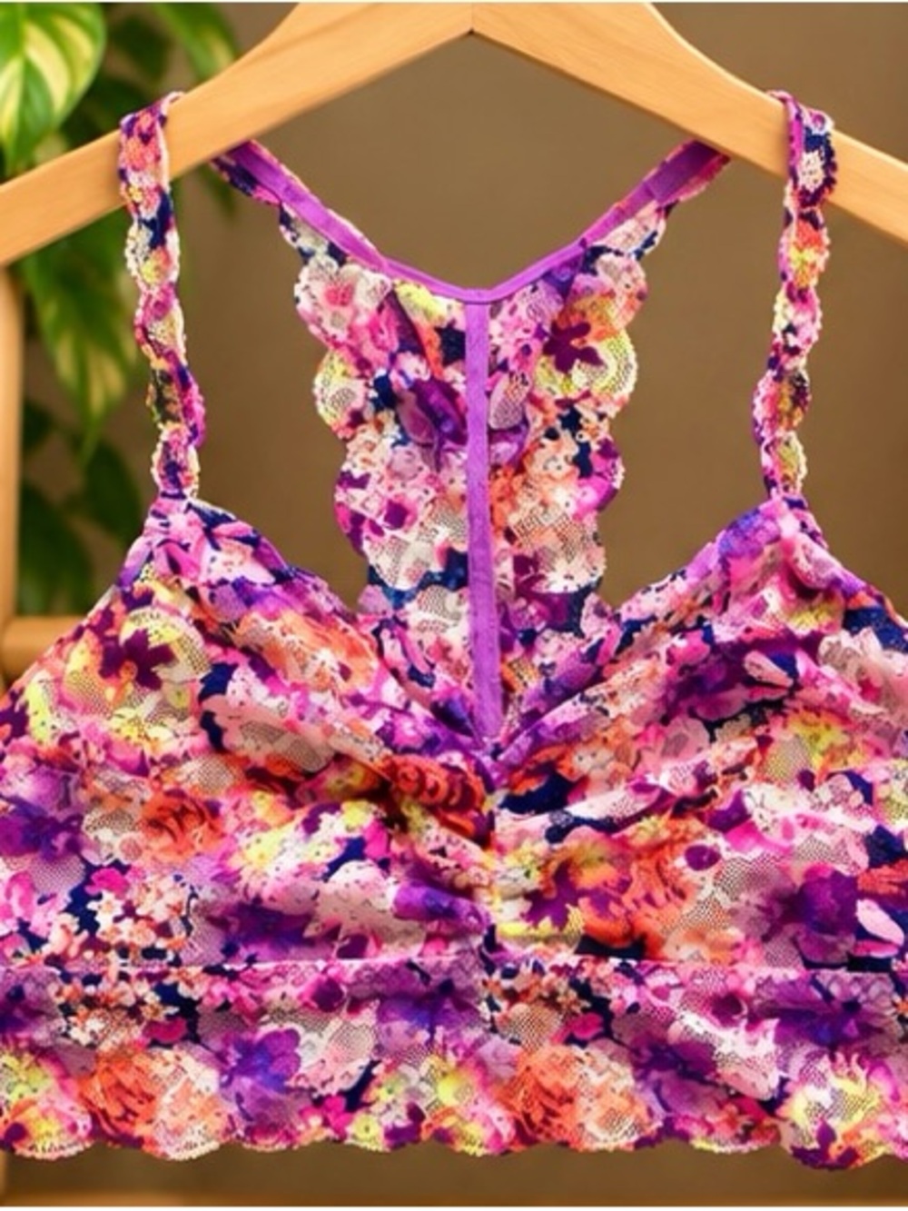 Victoria’s Secret PINK Floral Lace Racerback Bralette Size Small NWOT